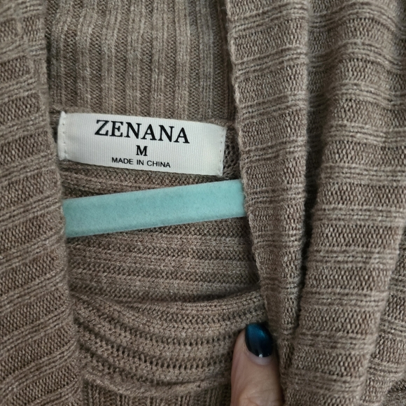 Sweater - Picture 2 of 2